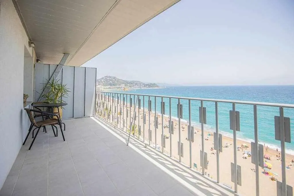 Ba Primera Linea Neptuno Blanes