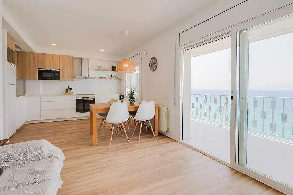 Ba Primera Linea Neptuno Blanes Apartment