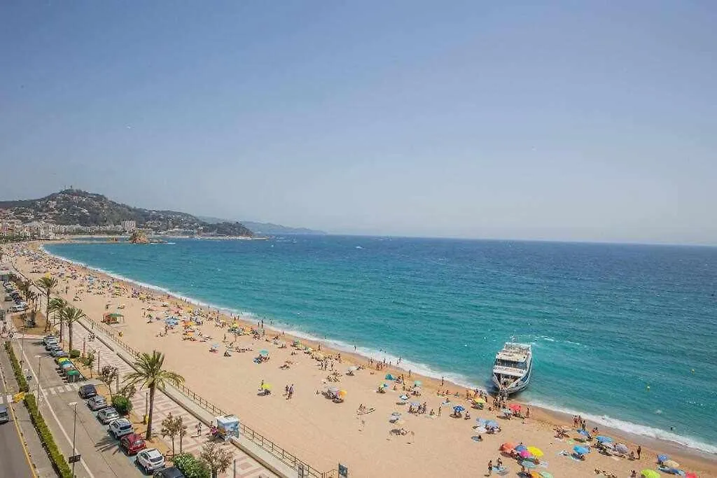 Ba Primera Linea Neptuno Blanes